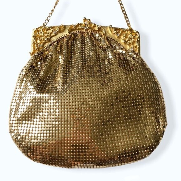 Whiting & Davis Bag 70s Gold Mesh Kiss Snap Evening Bag Crossbody Strap Purse - Picture 2 of 13